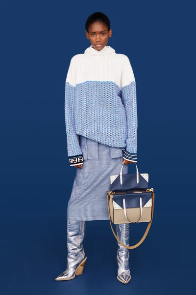 Look 9